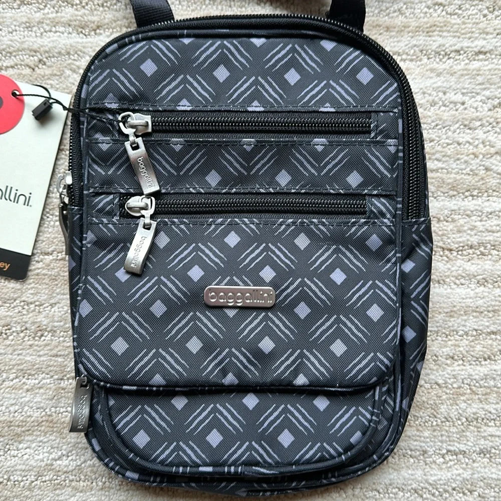 NWT Baggallini Journey Crossbody Bag Travel Purse Black Diamond RFID